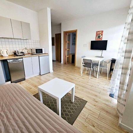 Green Kabaty Apartment 3 Varšava Exteriér fotografie